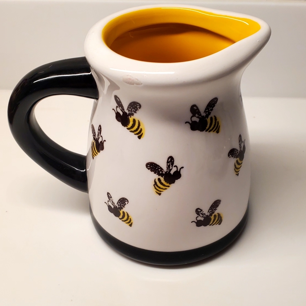 Terramoto Bee Print with Yellow Interior Small Pitcher